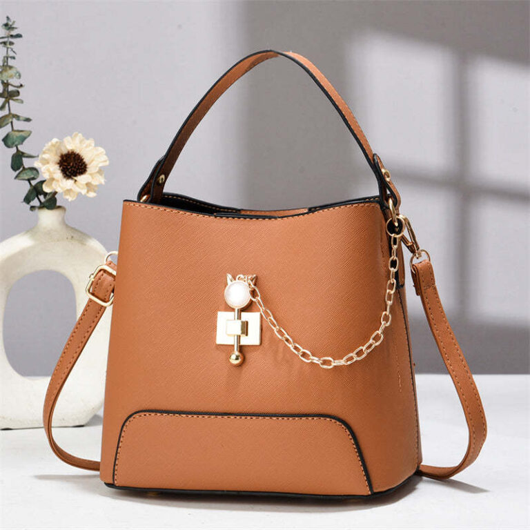 Noémi Charm Bucket Bag – Small Black Shoulder Bag for Women