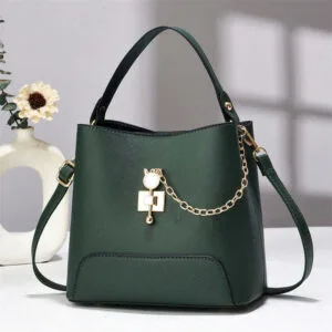 color: Green