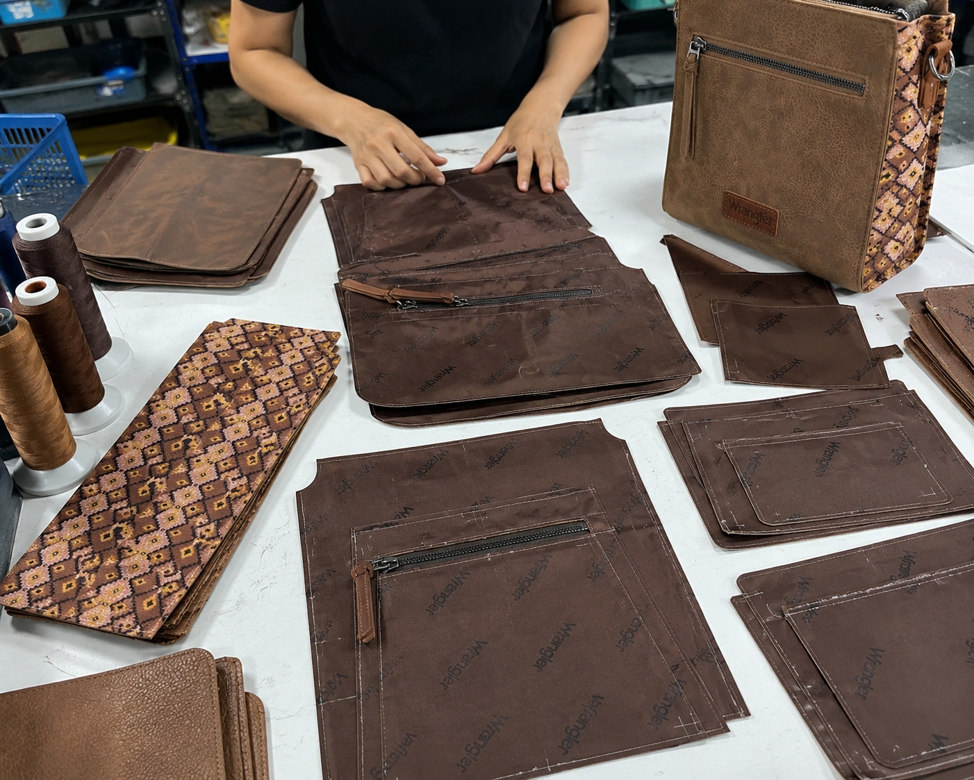 Lining Pocket Preparation Interior lining and pocket preparation for Wrangler Aztec Crossbody Purse